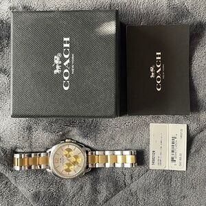 Women’s Coach Watch